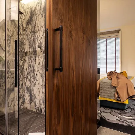 Do - Rua Flores Hotel 4*
