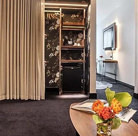 Rua Flores Hotel 4*