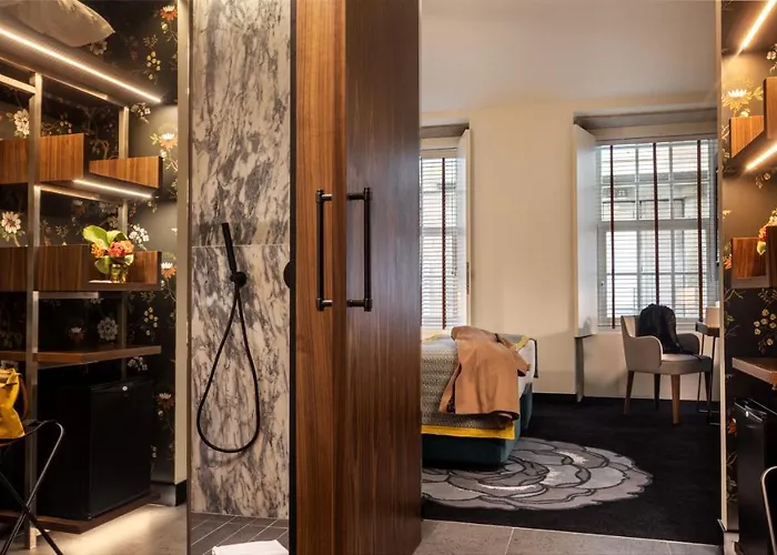 Do - Rua Flores 4* ポルト