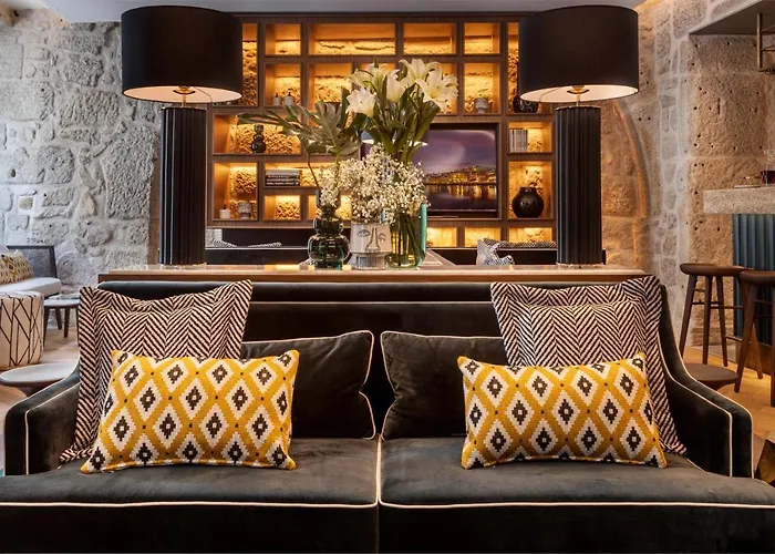 Do - Rua Flores Hotel 4*