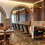 Hotel Rua Flores 4*