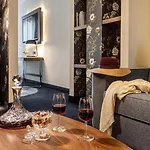 Rua Flores Hotel 4*