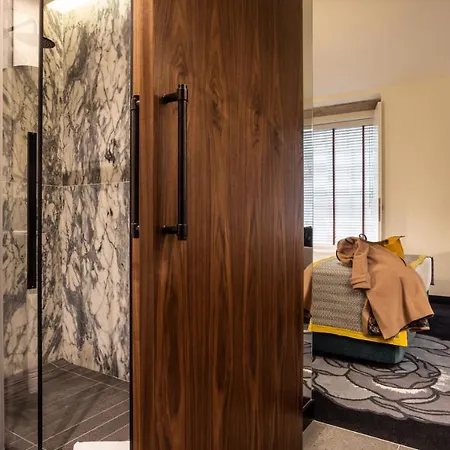 Szálloda Do - Rua Flores Porto