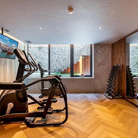 Do - Rua Flores Szálloda