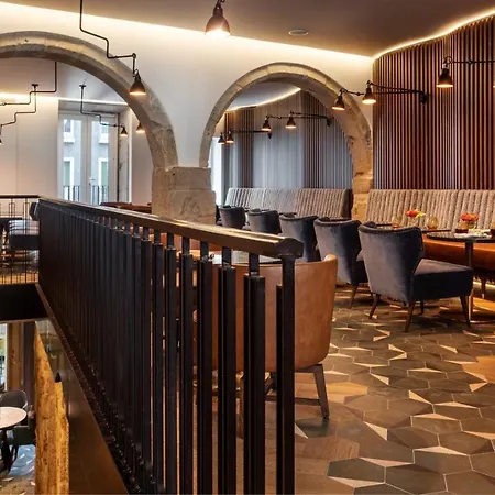 Szálloda Do - Rua Flores