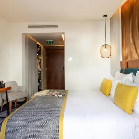 Otel Rua Flores