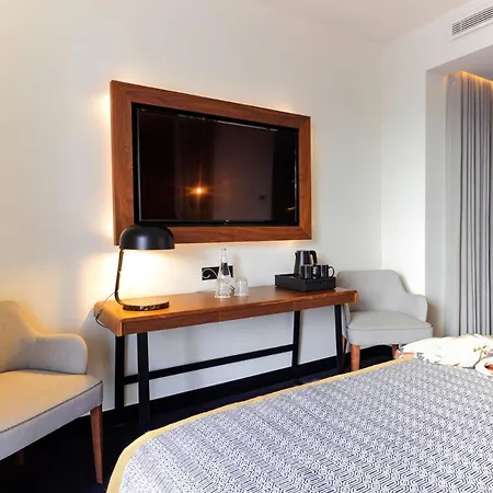 Otel Rua Flores