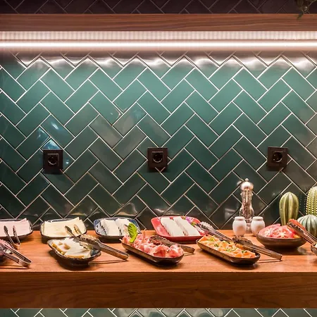 Szálloda Do - Rua Flores 4*