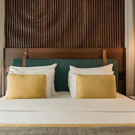 Hotel Do - Rua Flores Porto