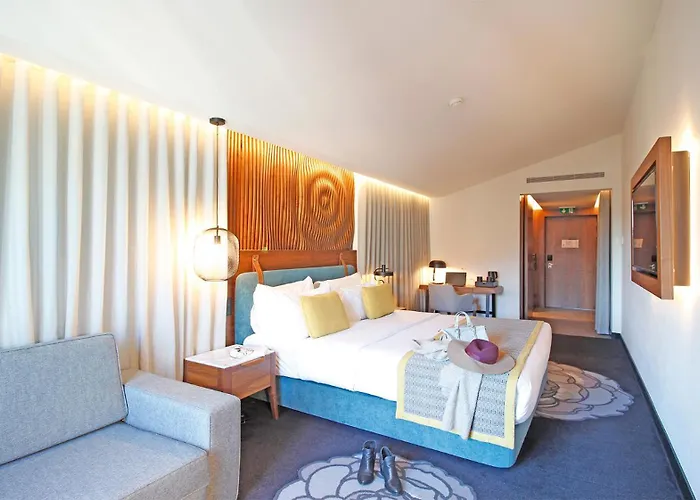 Do - Rua Flores Hotel Oporto